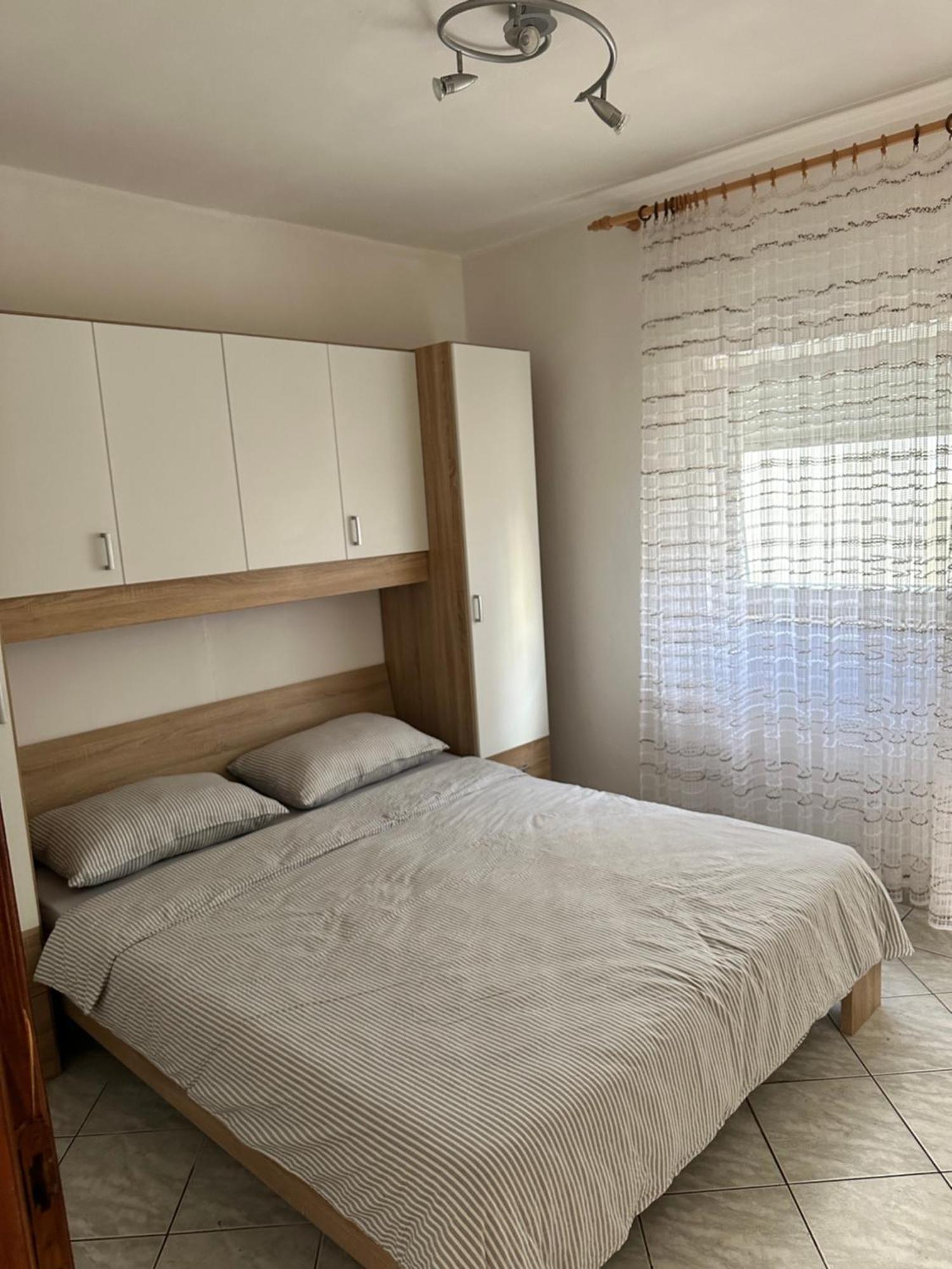 Apartments Kristina Vir Zewnętrze zdjęcie