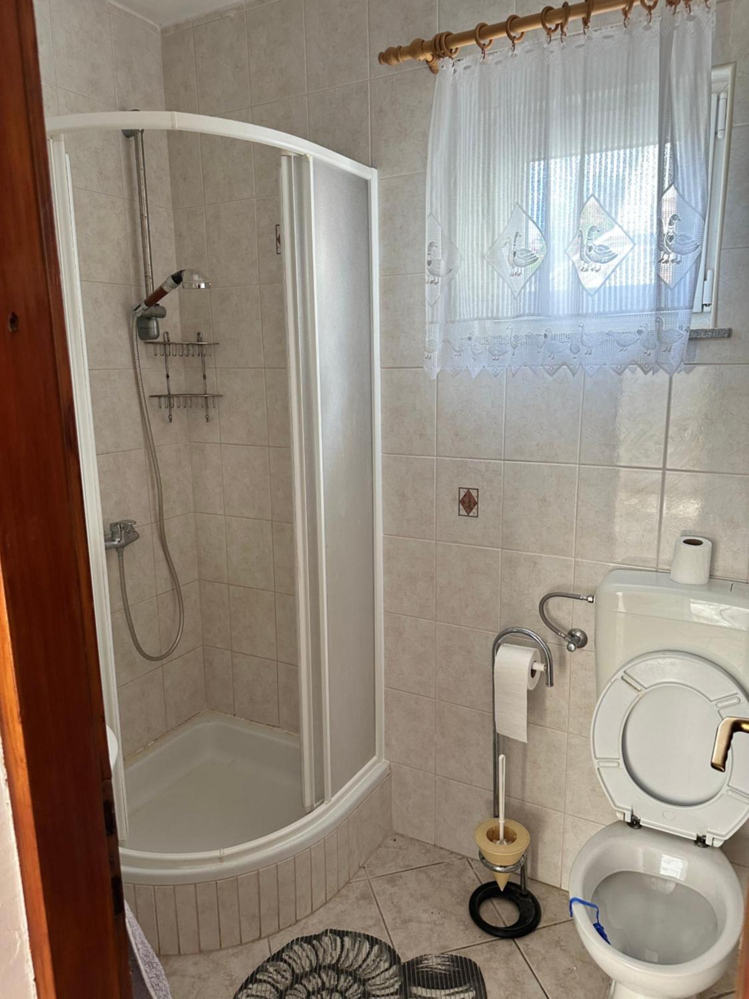 Apartments Kristina Vir Zewnętrze zdjęcie
